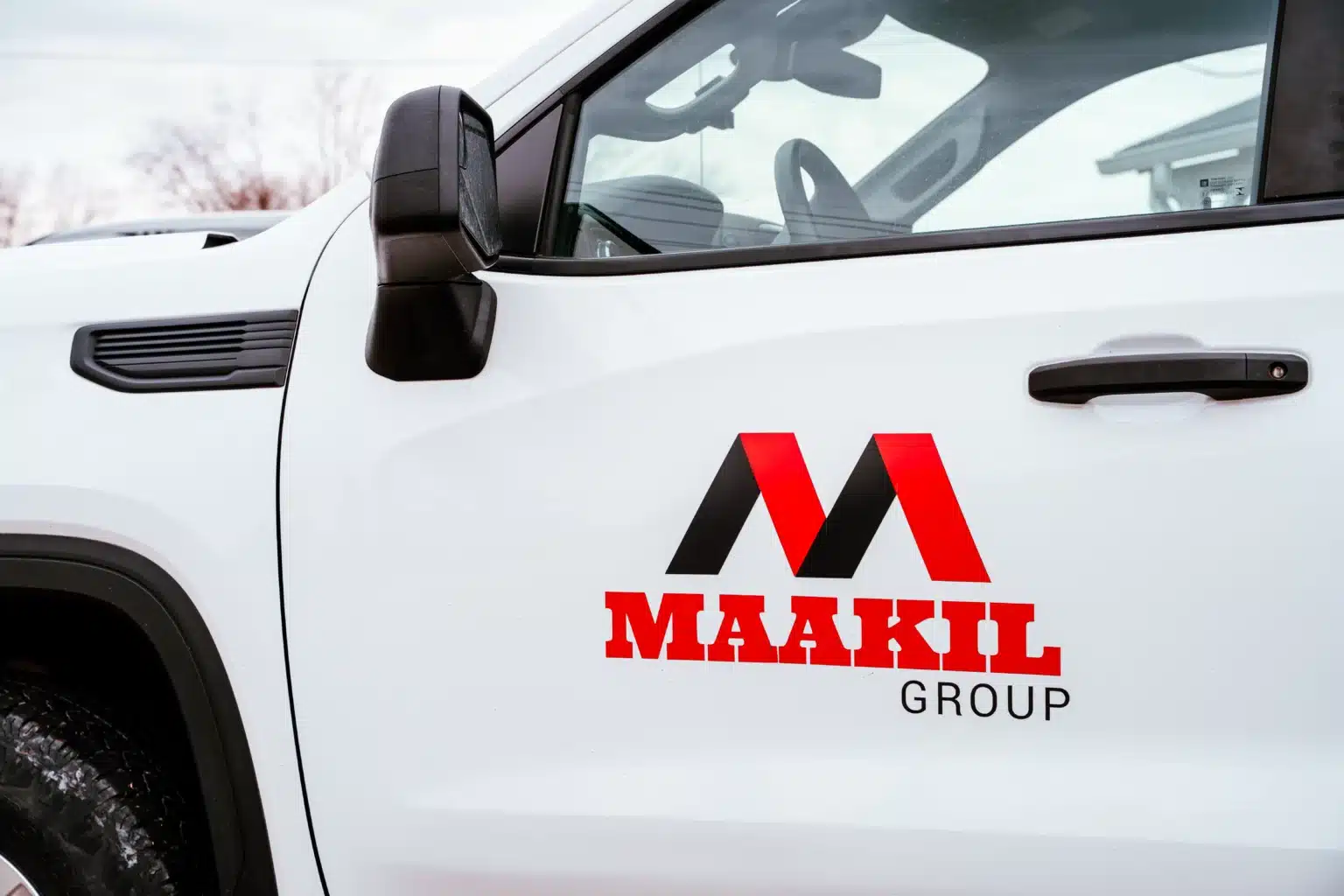 maakil-group-expert-engineers